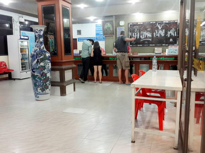 Thairungruang Backpackers Suratthani, Muang Surat Thani