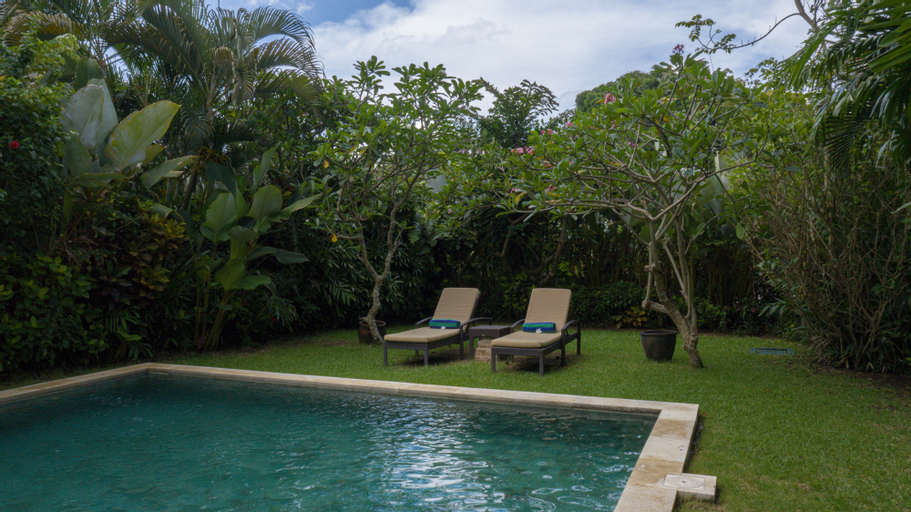 Swimming Pool 9