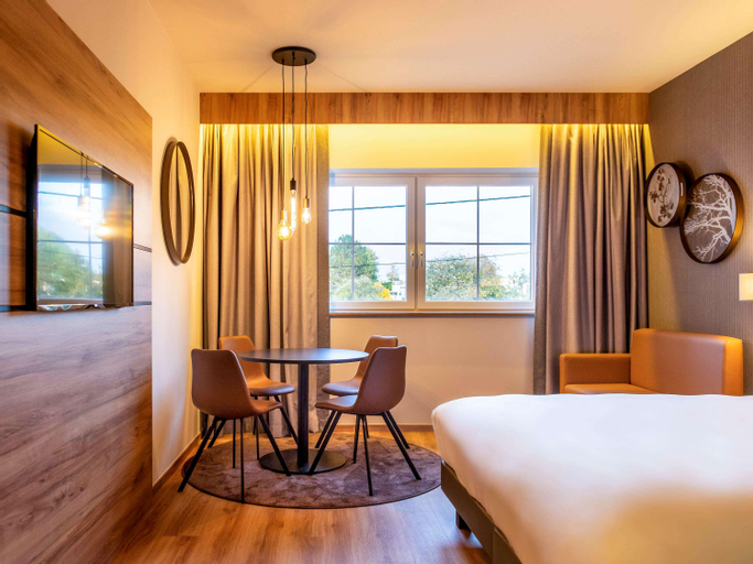 Bedroom 13