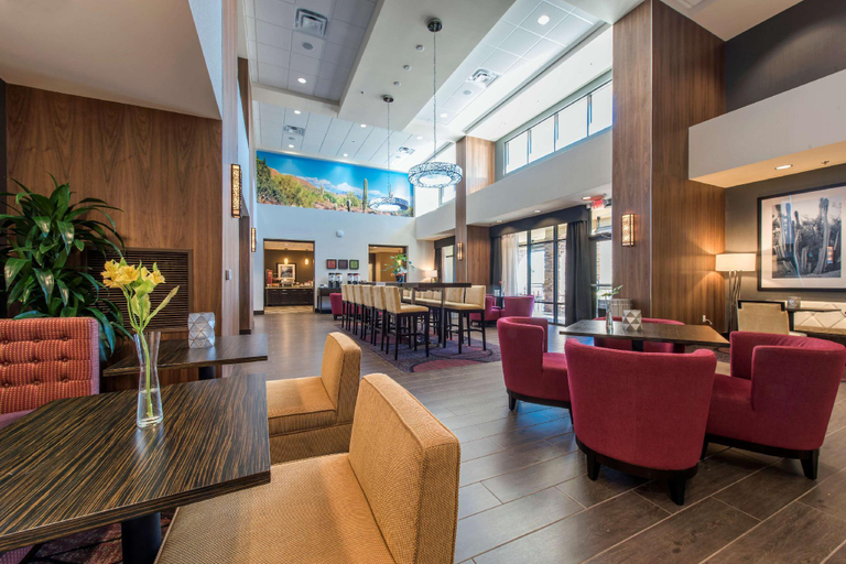 Public Area 2, Hampton Inn and Suites Phoenix Tempe, Maricopa