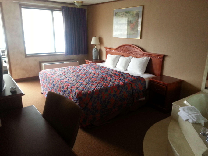 Bedroom 5, Monroe Hotel, Monroe