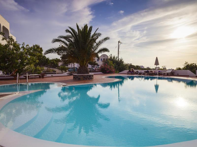 Others 4, Anemomilos Hotel, South Aegean