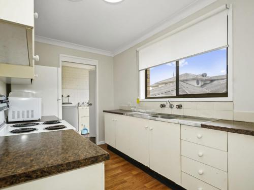 Oakland Avenue, Villa 3, Wyong - South and West