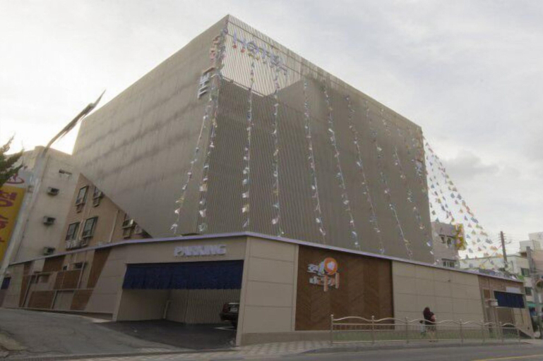 Exterior & Views 1, The Lazzi Hotel Dongnae, Dongnae