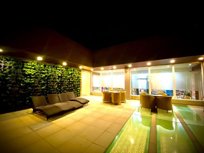 Others 4, Hotel RDS , Palamu
