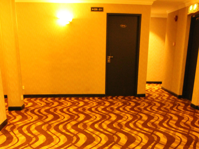Others 5, Clover Hotel, Johor Bahru