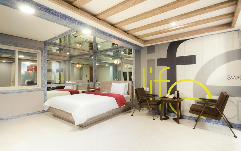Others 1, Andong Hotel Nine, Andong