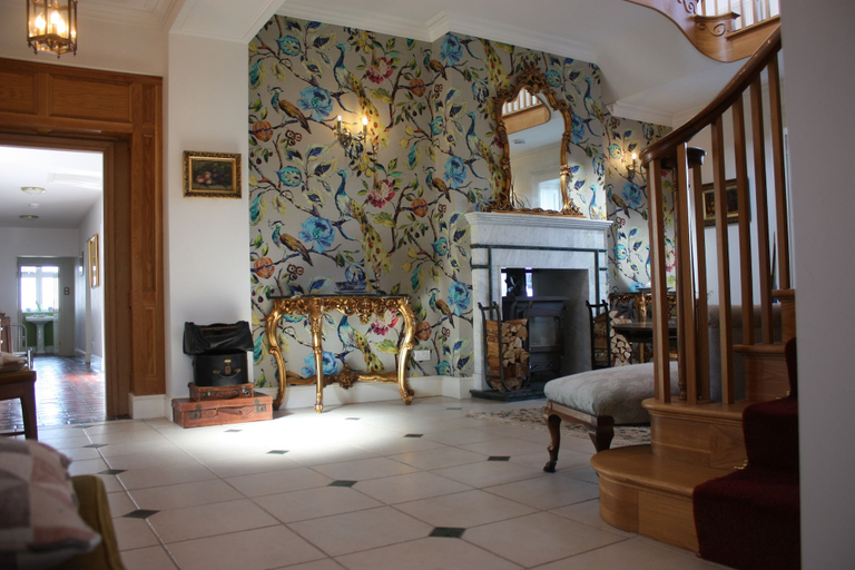 Public Area 3, Eagle House - Award Winning B&B and Apartment, Staffordshire