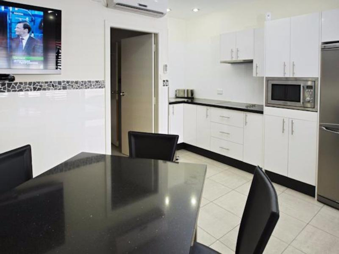 Dining Room 28