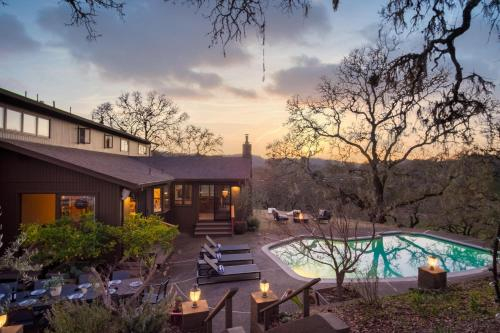 Gable - Beautiful Oasis w Pool & Hot Tub, Sonoma