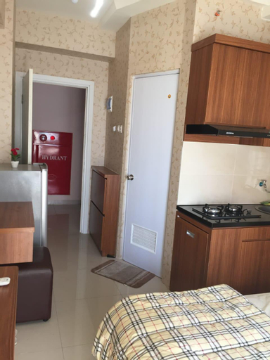 Dining Room 2, Romantic Studio Apartemen Green Pramuka City, Central Jakarta