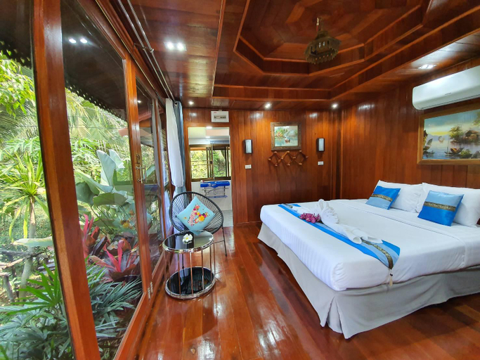 Bedroom 3, Bansuannaifun Talad Nam Ampawa, Muang Samut Songkhram