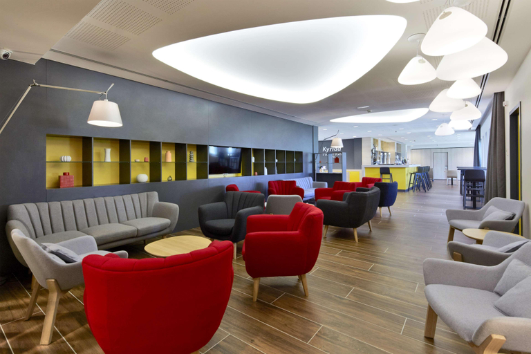 Public Area 4, Kyriad Prestige Pau - Zenith - Palais Des Sports, Pyrénées-Atlantiques