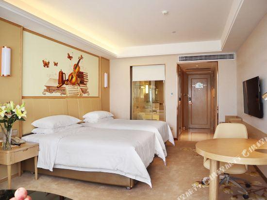 Bedroom, Vienna International Hotel (Zhanjiang West High-speed Railway Station), Zhanjiang