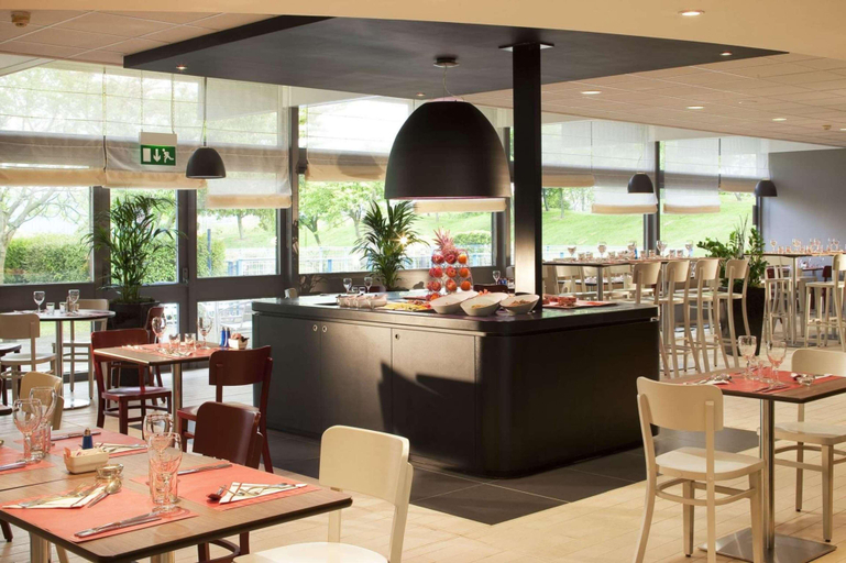 Food & Drinks 5, Campanile Bradford, Bradford