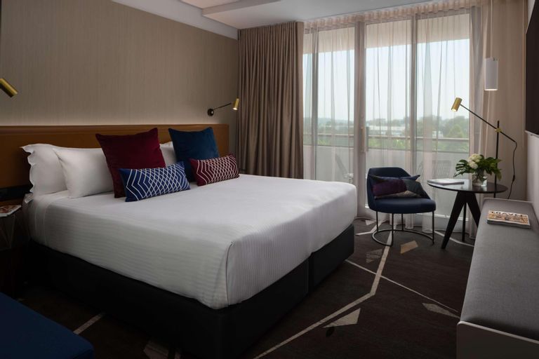 Bedroom 2, Rydges Campbelltown, Campbelltown - South