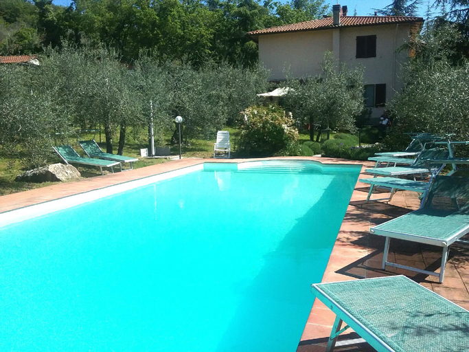 Public Area, Crocino in Chianti, Siena