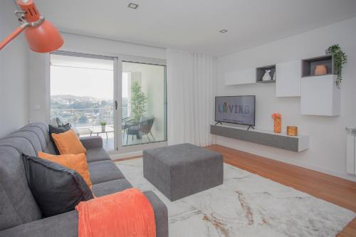 Liiiving in Porto - Luxury River View Apartments, Gondomar