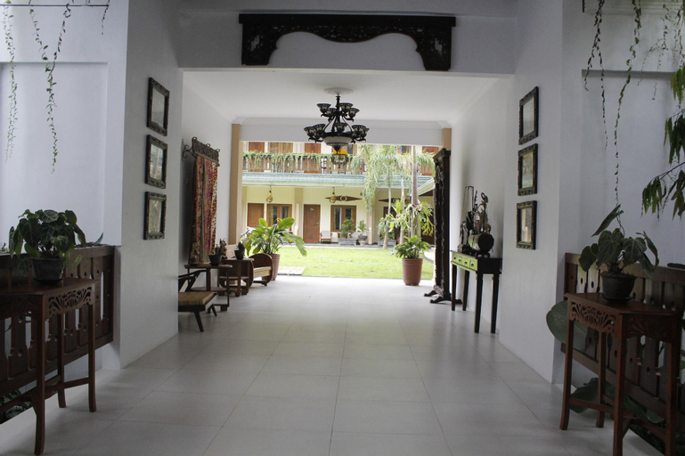 Public Area 3, Hotel Diana Jogja, Yogyakarta