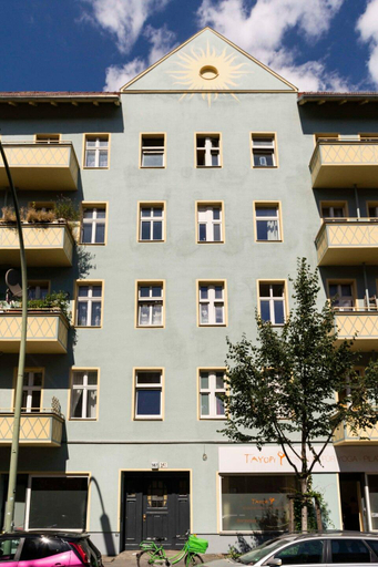 Others 2, Cosy Appt + Self Check-in + free Street parking, Berlin