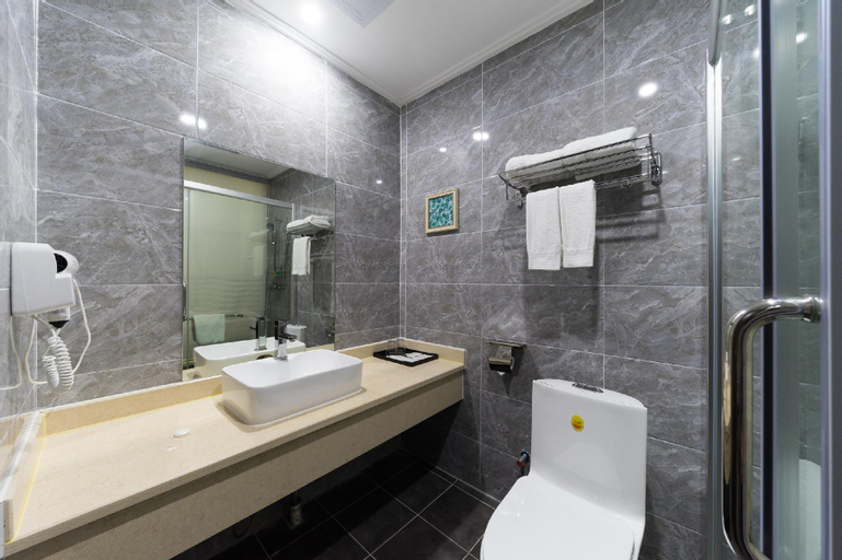 Bedroom 3, Deluxe twin-bed room-Twin bed room | Overnight airport transfer from 9 pm to 7 am | Baiyun Airport & Sunac & Wanda, Guangzhou