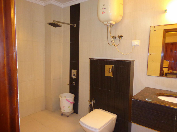 Bedroom 5, Hotel Delhi 37, West