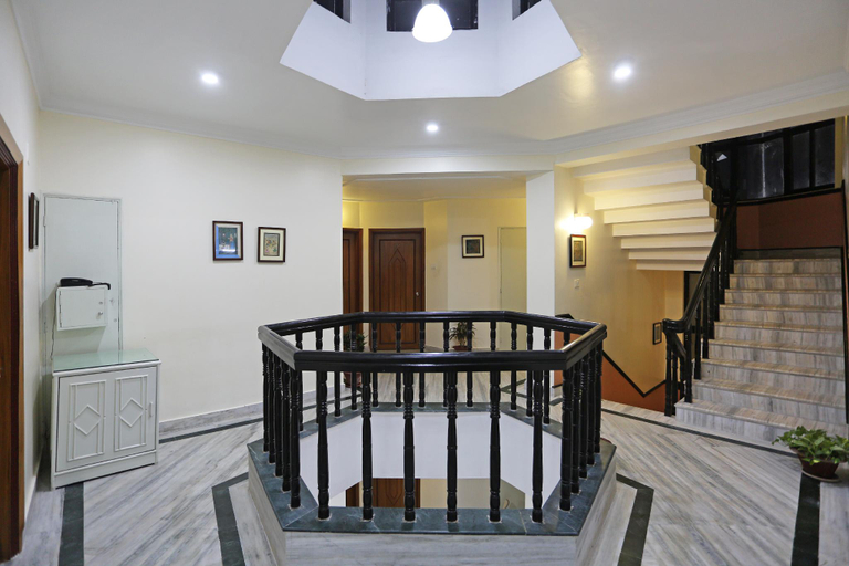 Public Area 2, Hotel Niladri, Puri
