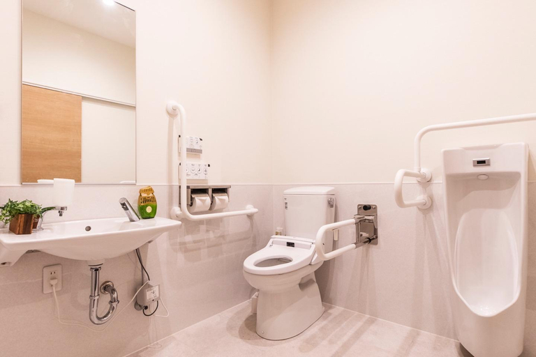 Bathroom 4, Mr.KINJO in NAHA, Naha