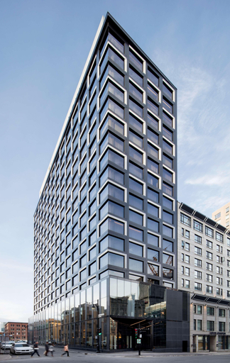 Exterior & Views