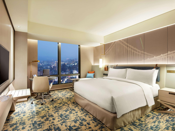 Bedroom 13