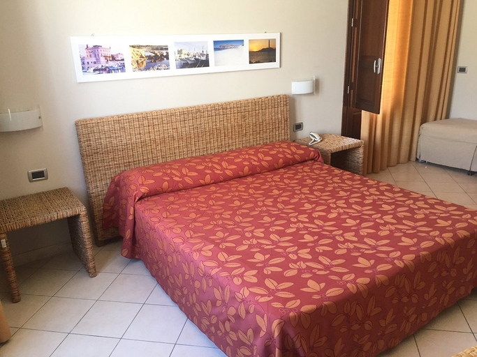 Bedroom 3, Hotel Insula, Trapani