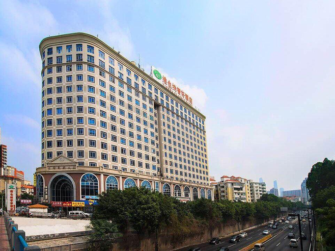 Exterior & Views, Vienna Classic Hotel Guangzhou Shaheding Metro Station, Guangzhou