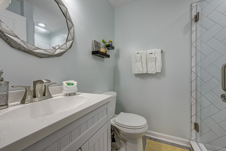 Bathroom 4, Beach Serenity 3 - Rooftop Deck With Ocean Views, Duval