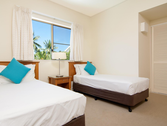 Bedroom 2, Mowbray by the Sea Apartments, Douglas