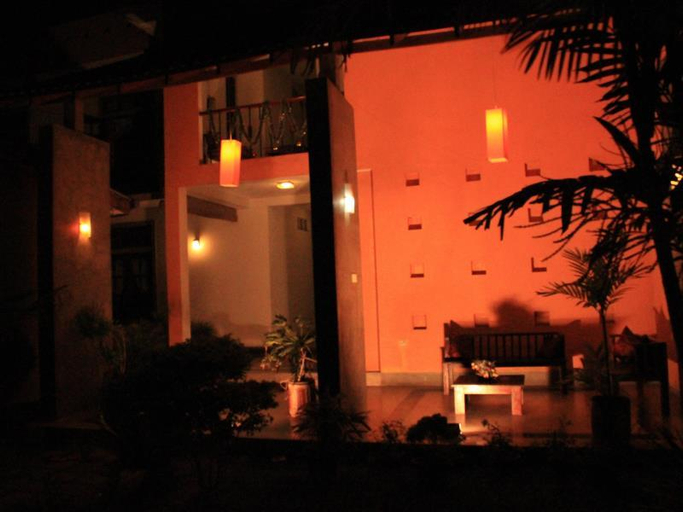 Public Area 2, Sanras Hotel & Restaurant, Galle Four Gravets