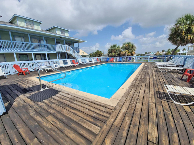 Sport & Beauty 5, Cove by Youngs Suncoast, Baldwin