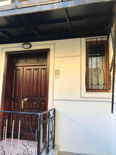 Public Area 3, Spacious house in Berat with secure parking., Beratit