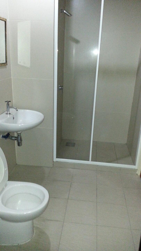 Bathroom, Three Bedroom-231TR Apartment w/KLCC view, Kuala Lumpur