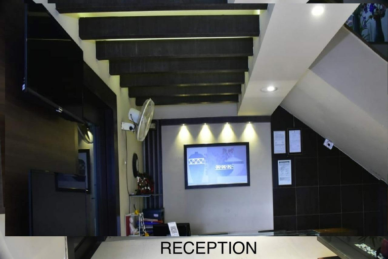 Others 3, Rest Inn, Solapur