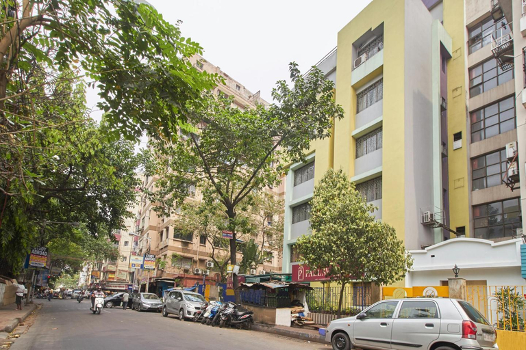 Others 5, hotel pallavi int., Kolkata