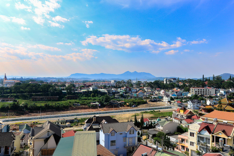Exterior & Views, 5-star standard Aura Apartment, Đà Lạt