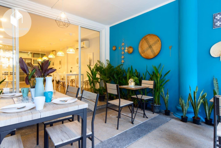 Others 4, Whole 3F in Townhouse BTSNana Nightlife Terminal21, Wattana