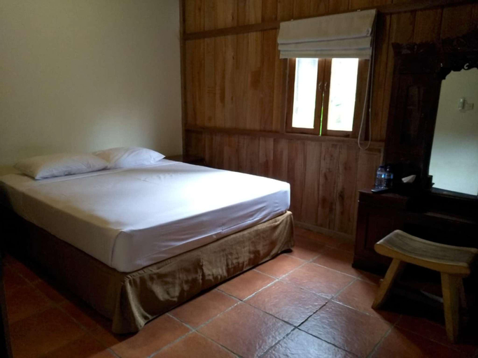 Three Bedroom Cottage at Balkondes Borobudur 04, Magelang
