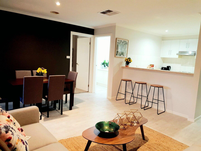 Public Area, Entire gorgeous 4bedrooms Berwick home, no sharing, Casey - Berwick