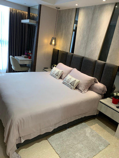 Bedroom, Premium Junior Suite at Gold Coast PIK Bahama, North Jakarta
