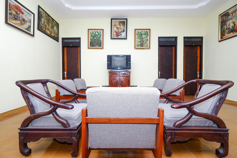 Public Area 3, Permata Guesthouse, Solo