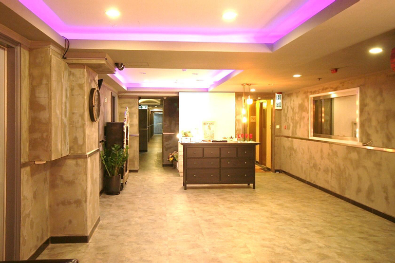 Public Area 2, J01.Tsim Sha Tsui,Jordan metro,HarbourCity,Temple, Kowloon