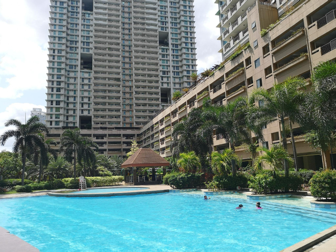 Sport & Beauty 1, Tivoli Garden Res., Family Room w/ wifi, balcony, Mandaluyong