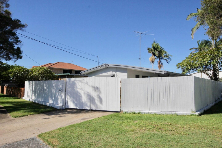 Modern Serenity, Central and Modern, Gold Coast