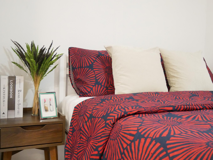 2BR@Sukhumvit 3 Min to BTS City center comfy bed, Phra Khanong
